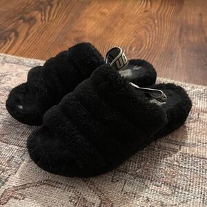 UGG Black Fluff Yeah Slippers